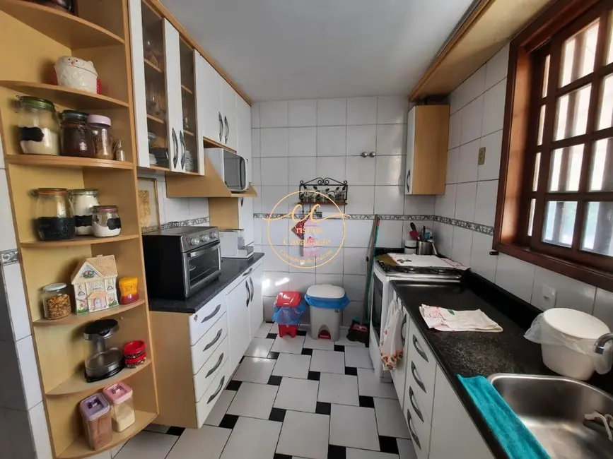 Casa de Condomínio com 3 quartos à venda, 380m2 em Anil, Rio De Janeiro - RJ - imagem 8 Foto 8 de Casa de Condomínio com 3 quartos à venda, 380m2 em Anil, Rio De Janeiro - RJ