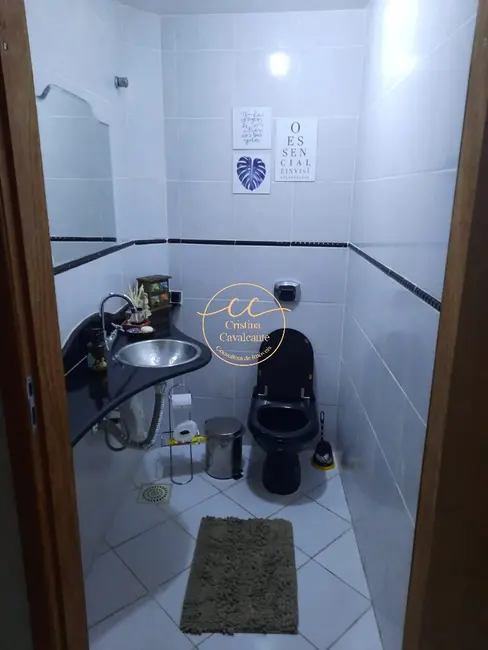 Casa de Condomínio com 3 quartos à venda, 380m2 em Anil, Rio De Janeiro - RJ - imagem 5 Foto 5 de Casa de Condomínio com 3 quartos à venda, 380m2 em Anil, Rio De Janeiro - RJ