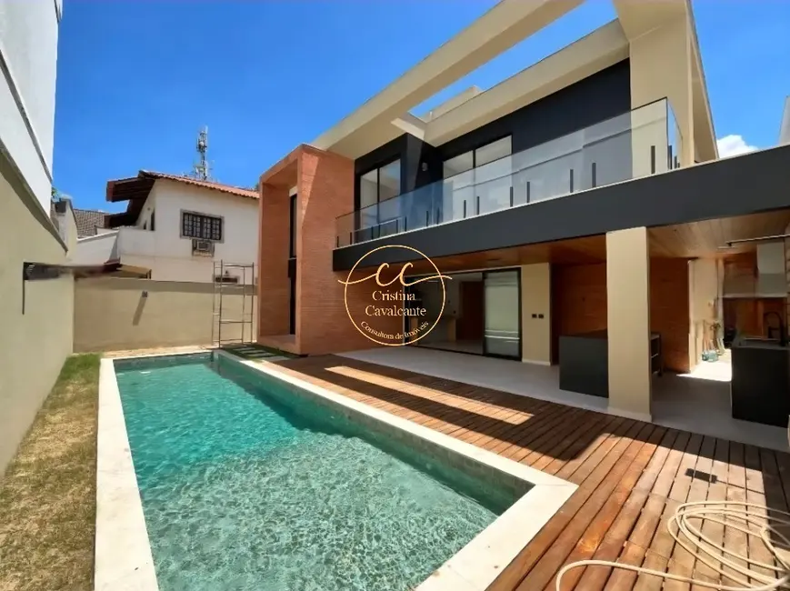 Foto 1 de Casa de Condomínio com 4 quartos à venda, 360m2 em Barra da Tijuca, Rio De Janeiro - RJ