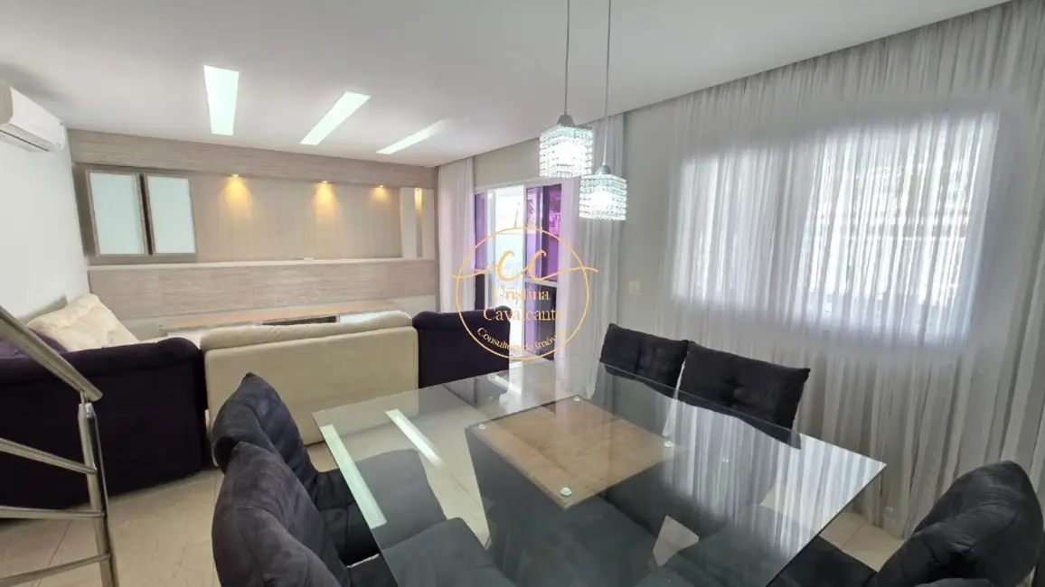 Casa de Condomínio com 5 quartos à venda, 230m2 em Recreio dos Bandeirantes, Rio De Janeiro - RJ - imagem 3 Foto 3 de Casa de Condomínio com 5 quartos à venda, 230m2 em Recreio dos Bandeirantes, Rio De Janeiro - RJ