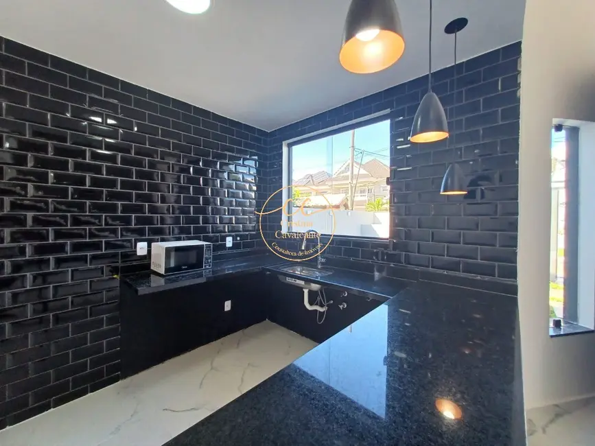 Casa de Condomínio com 4 quartos à venda, 212m2 em Vargem Pequena, Rio De Janeiro - RJ - imagem 6 Foto 6 de Casa de Condomínio com 4 quartos à venda, 212m2 em Vargem Pequena, Rio De Janeiro - RJ