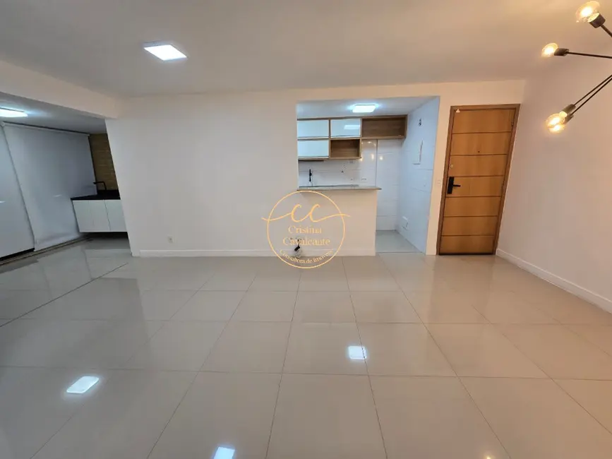 Foto 9 de Apartamento com 3 quartos à venda, 82m2 em Recreio dos Bandeirantes, Rio De Janeiro - RJ