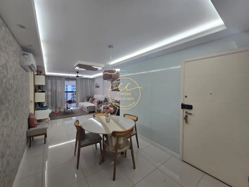 Foto 2 de Apartamento com 4 quartos à venda, 160m2 em Barra da Tijuca, Rio De Janeiro - RJ