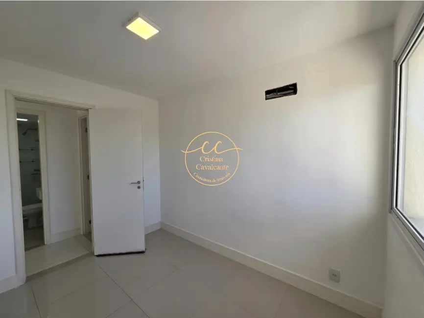 Apartamento com 2 quartos à venda, 70m2 em Recreio dos Bandeirantes, Rio De Janeiro - RJ - imagem 9 Foto 9 de Apartamento com 2 quartos à venda, 70m2 em Recreio dos Bandeirantes, Rio De Janeiro - RJ