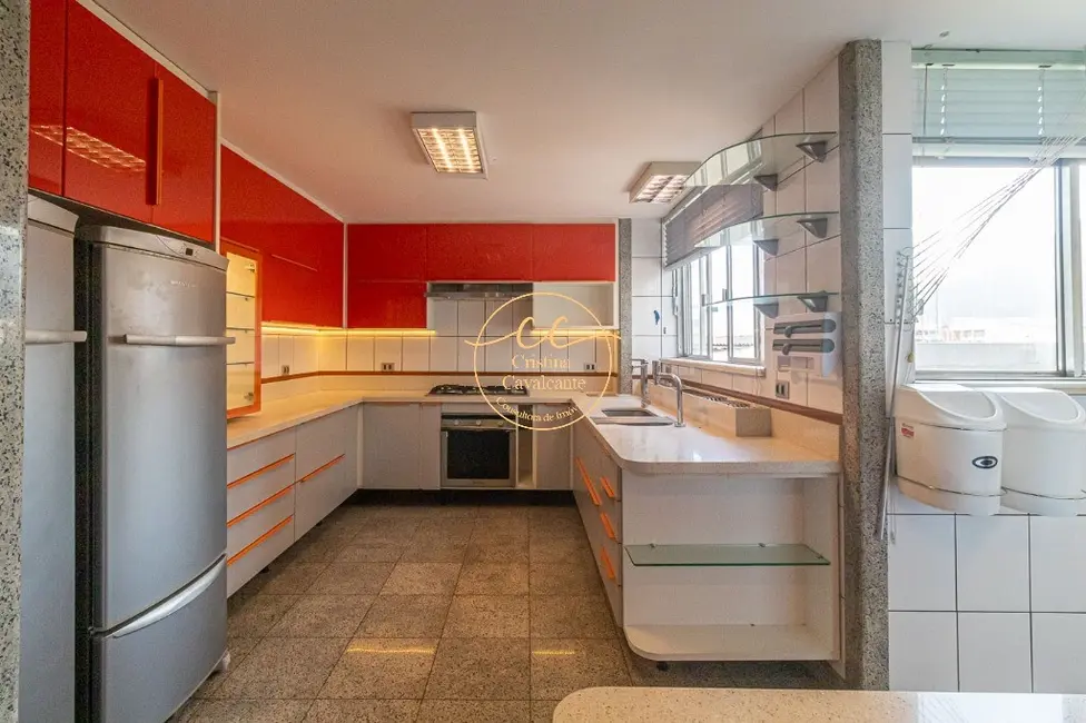 Apartamento com 4 quartos à venda, 425m2 em Copacabana, Rio De Janeiro - RJ - imagem 6 Foto 6 de Apartamento com 4 quartos à venda, 425m2 em Copacabana, Rio De Janeiro - RJ