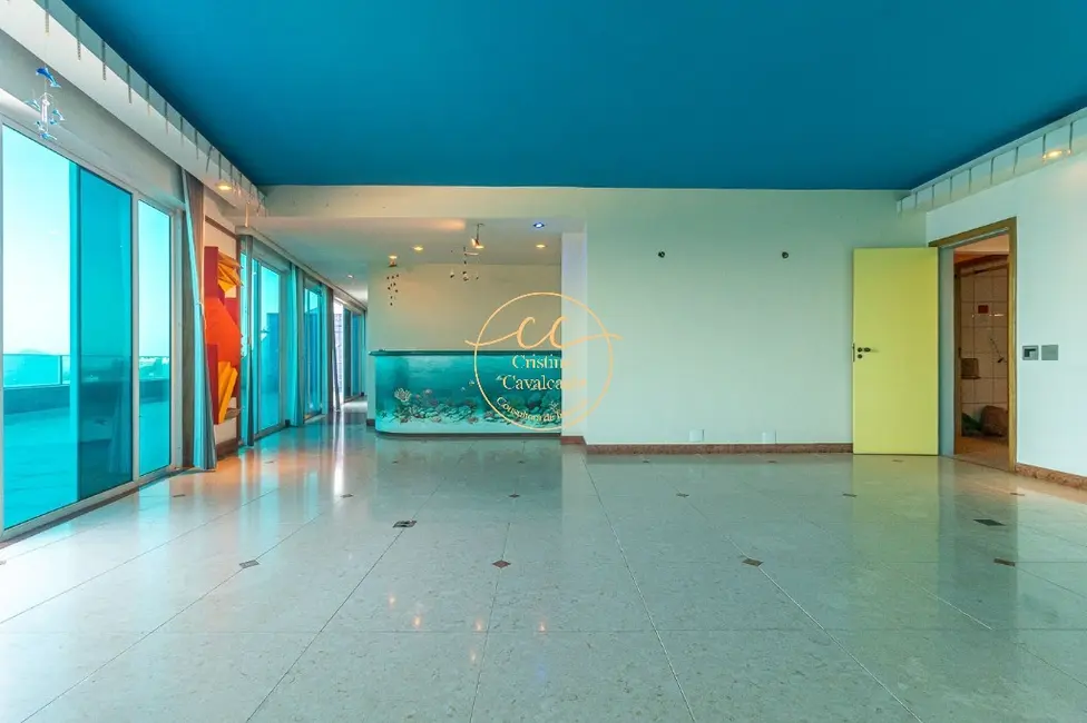 Apartamento com 4 quartos à venda, 425m2 em Copacabana, Rio De Janeiro - RJ - imagem 4 Foto 4 de Apartamento com 4 quartos à venda, 425m2 em Copacabana, Rio De Janeiro - RJ