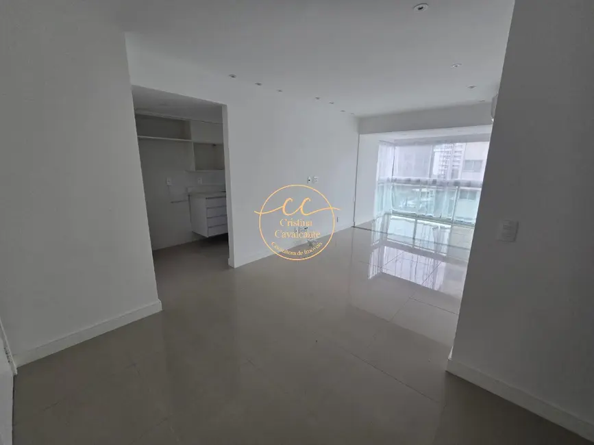 Apartamento com 2 quartos à venda, 69m2 em Recreio dos Bandeirantes, Rio De Janeiro - RJ - imagem 3 Foto 3 de Apartamento com 2 quartos à venda, 69m2 em Recreio dos Bandeirantes, Rio De Janeiro - RJ