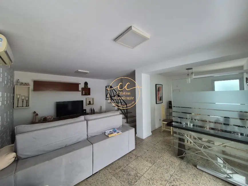Foto 2 de Casa de Condomínio com 4 quartos à venda, 190m2 em Recreio dos Bandeirantes, Rio De Janeiro - RJ