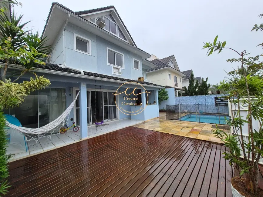 Foto 1 de Casa de Condomínio com 4 quartos à venda, 190m2 em Recreio dos Bandeirantes, Rio De Janeiro - RJ