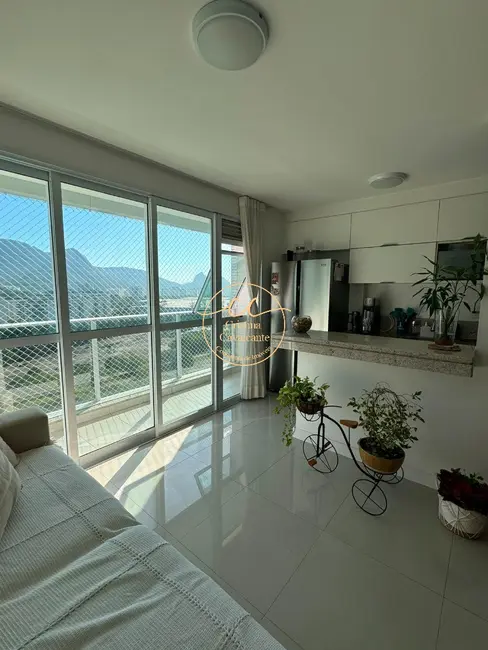 Apartamento com 2 quartos à venda, 82m2 em Barra da Tijuca, Rio De Janeiro - RJ - imagem 5 Foto 5 de Apartamento com 2 quartos à venda, 82m2 em Barra da Tijuca, Rio De Janeiro - RJ