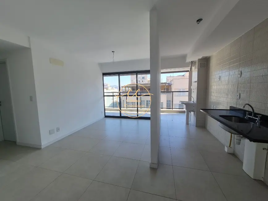 Apartamento com 2 quartos à venda, 64m2 em Tijuca, Rio De Janeiro - RJ - imagem 3 Foto 3 de Apartamento com 2 quartos à venda, 64m2 em Tijuca, Rio De Janeiro - RJ