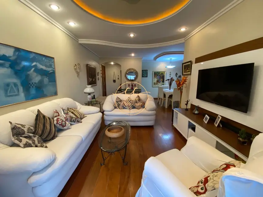 Apartamento com 3 quartos à venda, 130m2 em Botafogo, Rio De Janeiro - RJ - imagem 1 Foto 1 de Apartamento com 3 quartos à venda, 130m2 em Botafogo, Rio De Janeiro - RJ