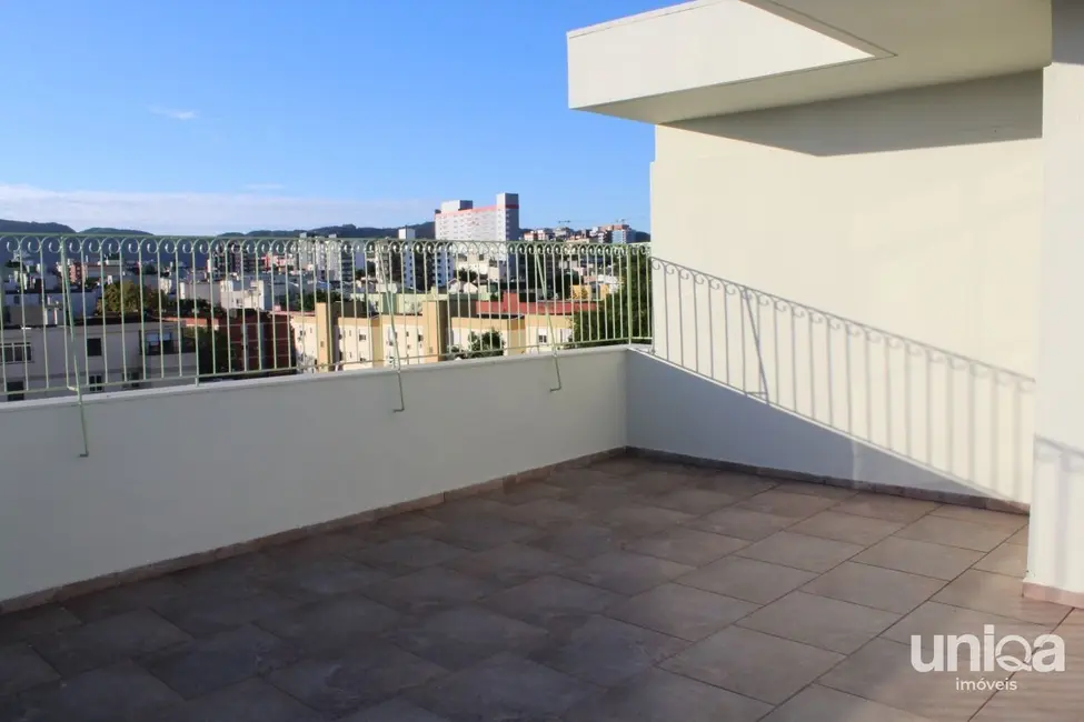 Cobertura com 3 quartos à venda, 248m2 em Nossa Senhora de Fátima, Santa Maria - RS - imagem 5 Foto 5 de Cobertura com 3 quartos à venda, 248m2 em Nossa Senhora de Fátima, Santa Maria - RS