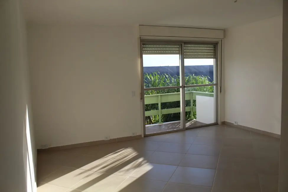 Foto 2 de Cobertura com 3 quartos à venda, 248m2 em Nossa Senhora de Fátima, Santa Maria - RS