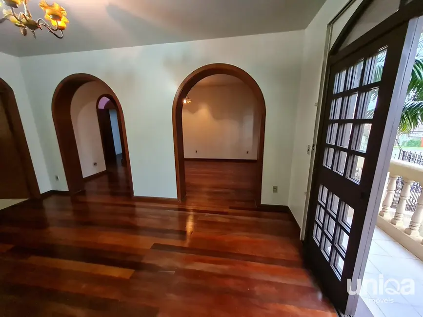 Foto 3 de Apartamento com 3 quartos à venda, 196m2 em Nossa Senhora das Dores, Santa Maria - RS