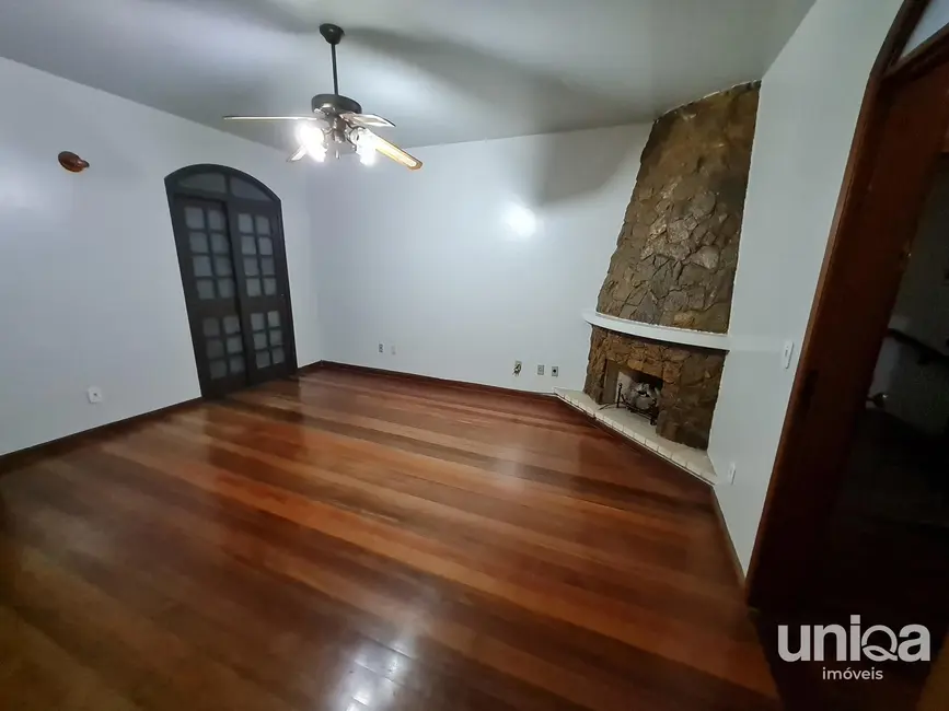 Foto 4 de Apartamento com 3 quartos à venda, 196m2 em Nossa Senhora das Dores, Santa Maria - RS