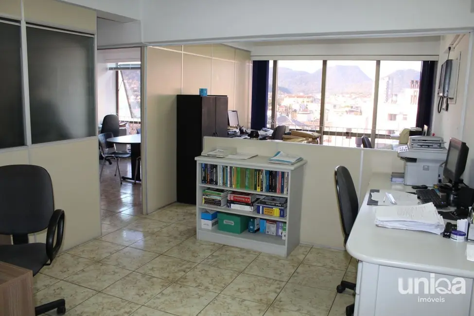 Foto 4 de Sala Comercial à venda, 58m2 em Centro, Santa Maria - RS