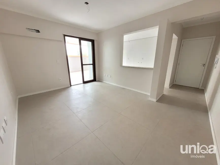 Apartamento com 2 quartos à venda, 80m2 em Nossa Senhora Medianeira, Santa Maria - RS - imagem 3 Foto 3 de Apartamento com 2 quartos à venda, 80m2 em Nossa Senhora Medianeira, Santa Maria - RS
