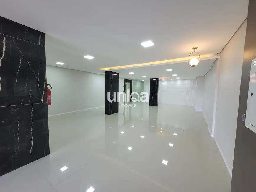 Foto 2 de Cobertura com 4 quartos à venda, 200m2 em Nossa Senhora Medianeira, Santa Maria - RS