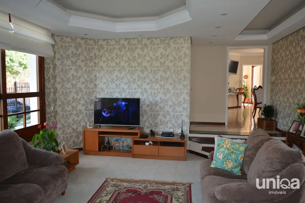 Casa com 5 quartos à venda, 465m2 em Camobi, Santa Maria - RS - imagem 6 Foto 6 de Casa com 5 quartos à venda, 465m2 em Camobi, Santa Maria - RS