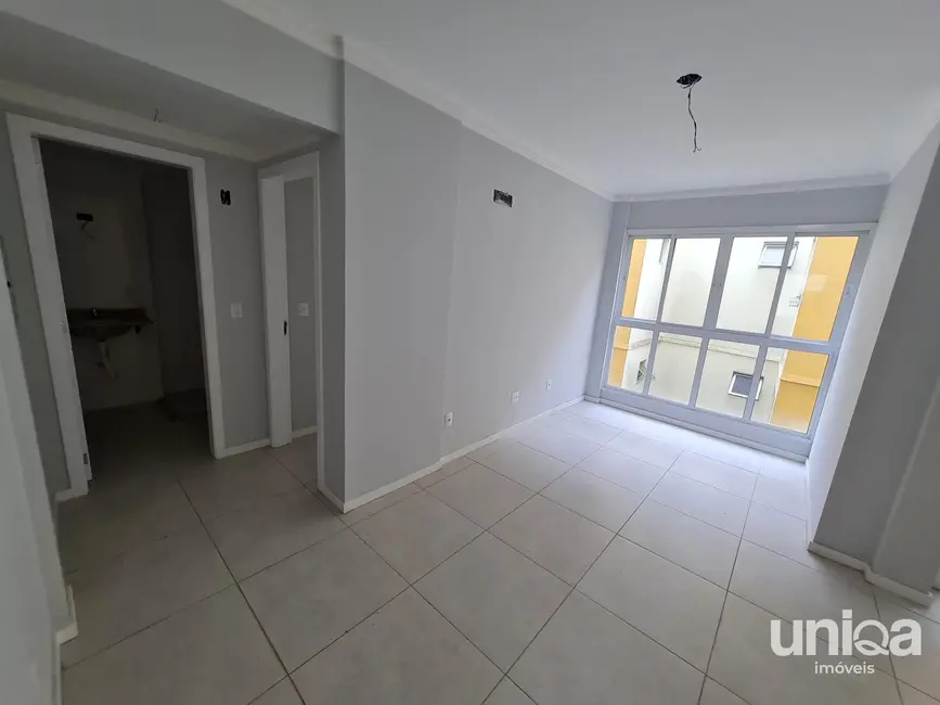 Foto 4 de Apartamento com 1 quarto à venda, 46m2 em Nossa Senhora de Fátima, Santa Maria - RS