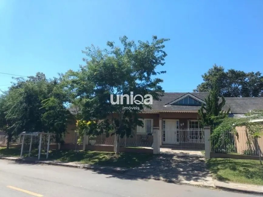 Foto 1 de Casa com 5 quartos à venda, 280m2 em São José, Santa Maria - RS