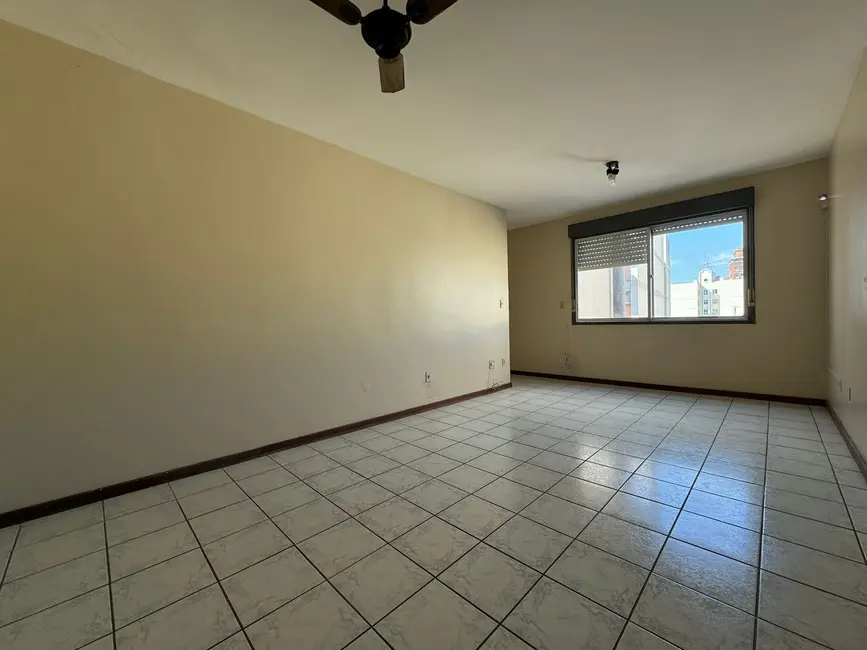 Foto 2 de Apartamento com 3 quartos à venda, 98m2 em Nossa Senhora de Fátima, Santa Maria - RS