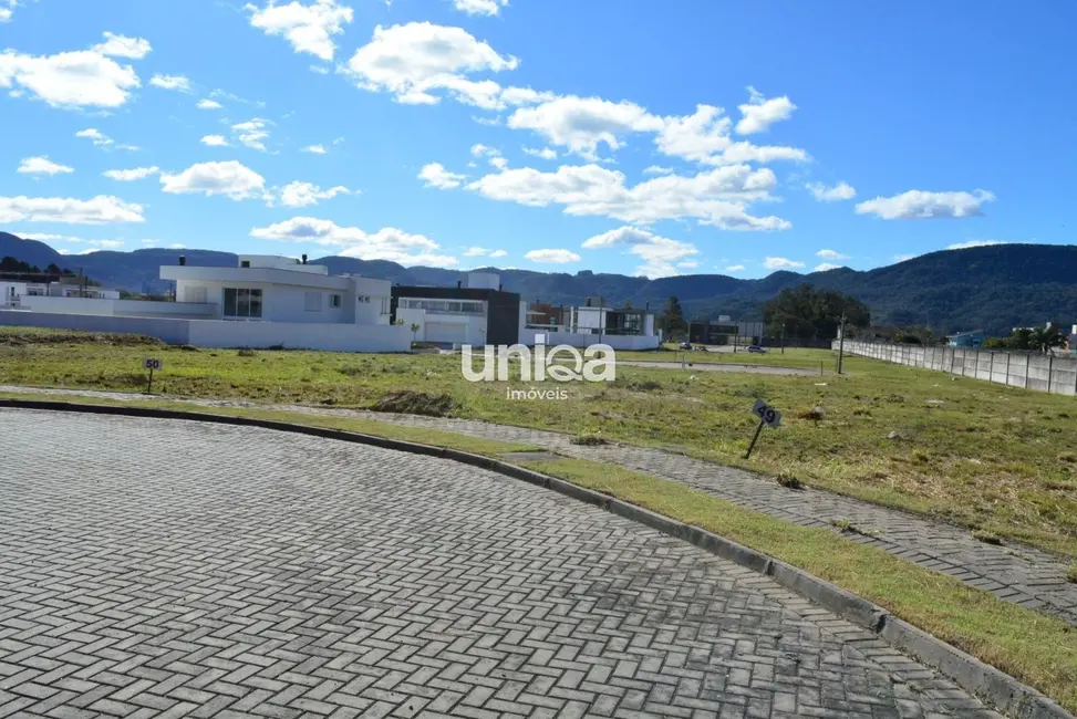 Foto 2 de Terreno / Lote à venda, 1011m2 em Camobi, Santa Maria - RS