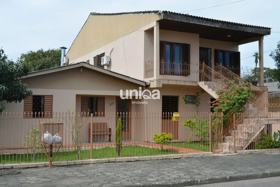 Foto 1 de Casa com 4 quartos à venda, 33150m2 em Urlândia, Santa Maria - RS