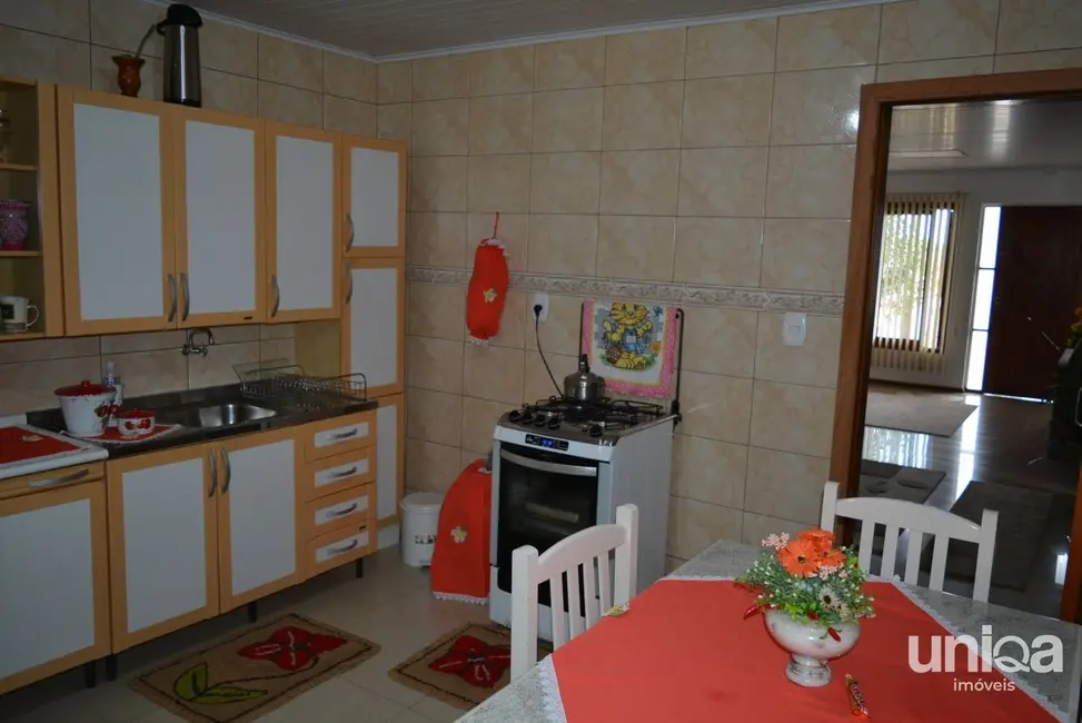 Foto 9 de Casa com 4 quartos à venda, 33150m2 em Urlândia, Santa Maria - RS