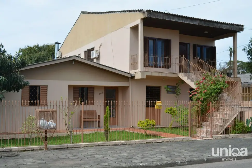 Foto 1 de Casa com 4 quartos à venda, 33150m2 em Urlândia, Santa Maria - RS