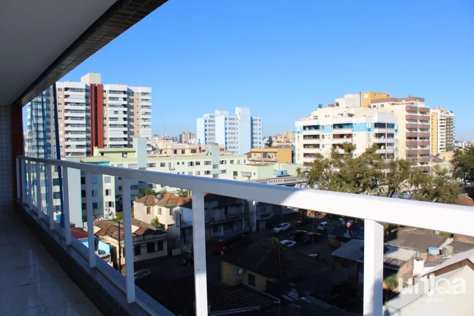 Foto 4 de Apartamento com 3 quartos à venda, 165m2 em Nossa Senhora do Rosário, Santa Maria - RS