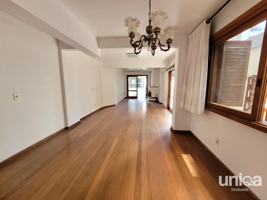 Foto 4 de Apartamento com 3 quartos à venda, 252m2 em Centro, Santa Maria - RS