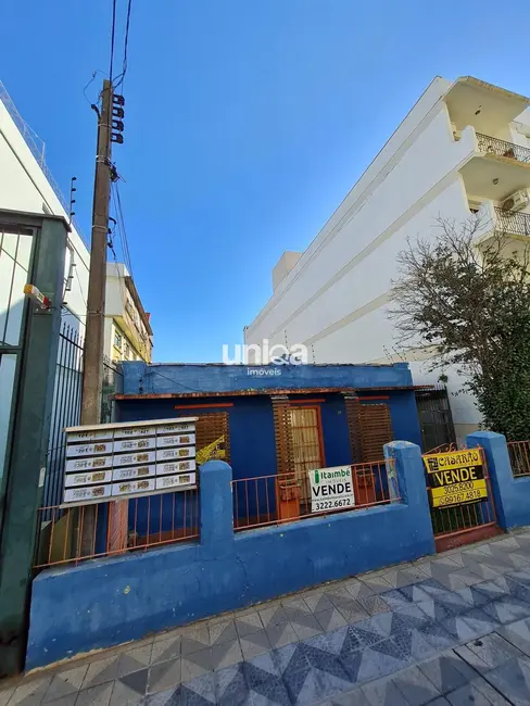 Foto 1 de Terreno / Lote à venda, 1010m2 em Centro, Santa Maria - RS