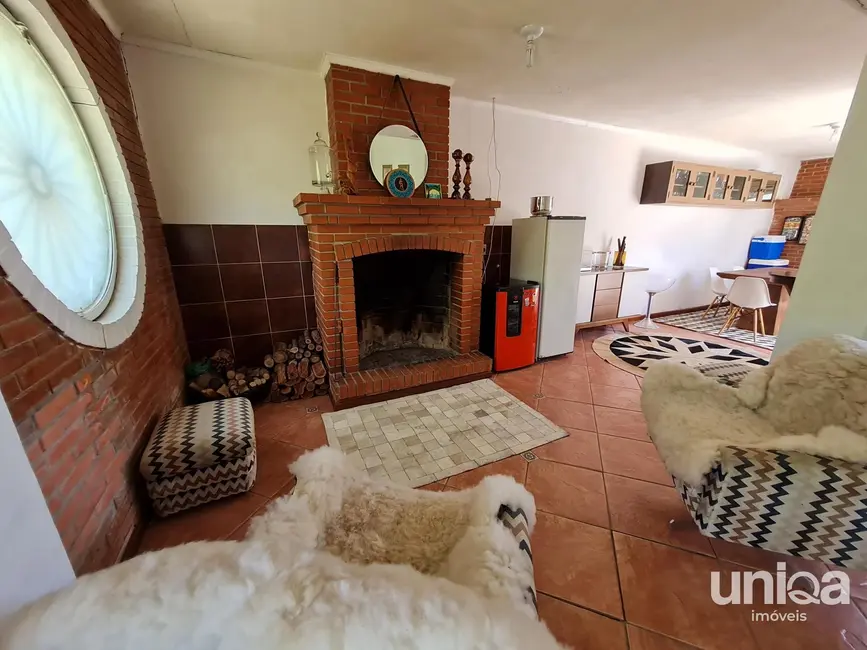 Casa com 3 quartos à venda, 357m2 em Camobi, Santa Maria - RS - imagem 8 Foto 8 de Casa com 3 quartos à venda, 357m2 em Camobi, Santa Maria - RS