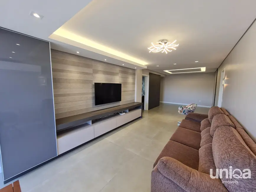 Foto 7 de Apartamento com 3 quartos à venda, 131m2 em Nossa Senhora de Fátima, Santa Maria - RS