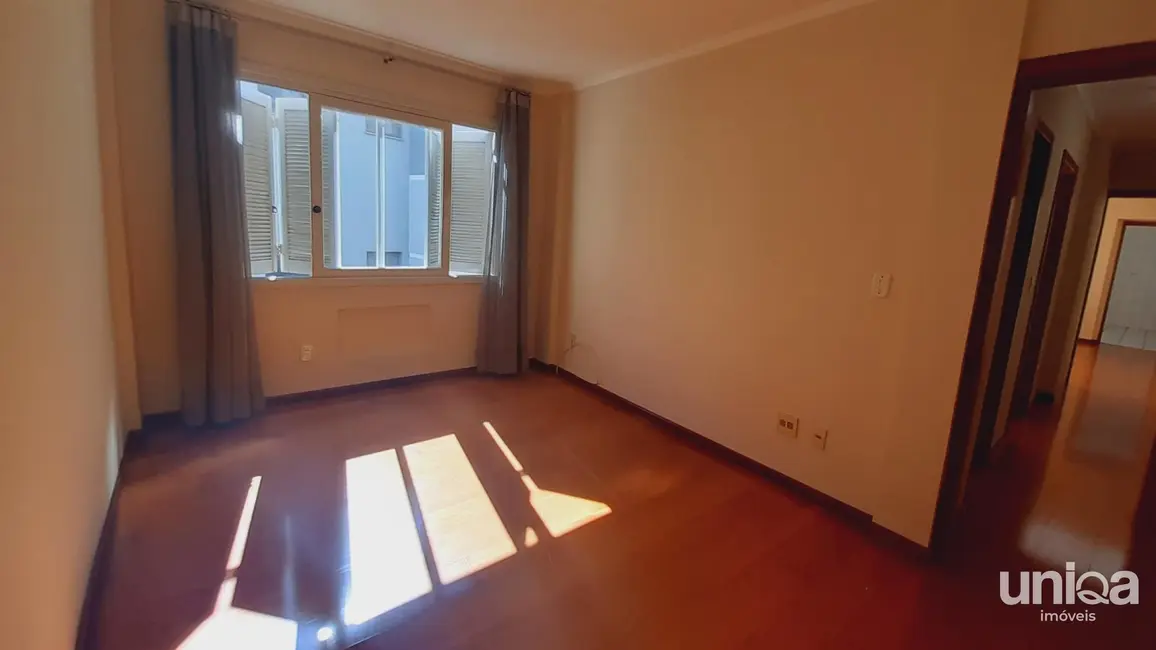 Foto 4 de Apartamento com 2 quartos à venda, 87m2 em Centro, Santa Maria - RS