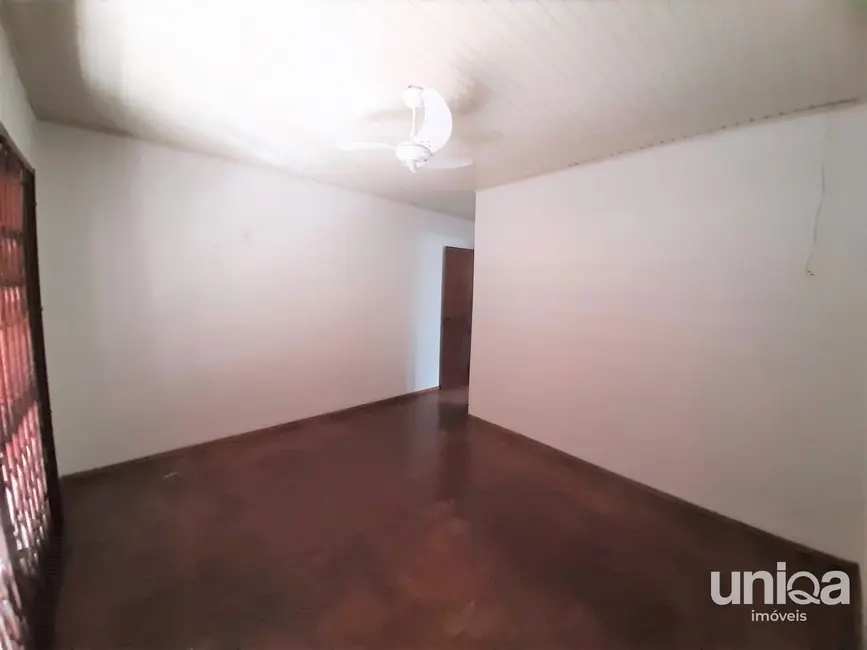 Casa com 6 quartos à venda, 322m2 em Nossa Senhora do Rosário, Santa Maria - RS - imagem 5 Foto 5 de Casa com 6 quartos à venda, 322m2 em Nossa Senhora do Rosário, Santa Maria - RS