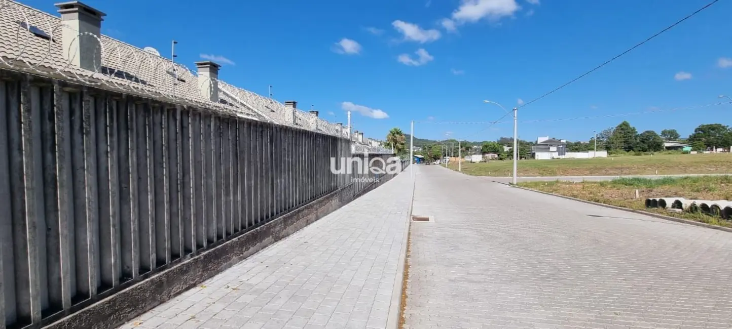 Terreno / Lote à venda, 379m2 em São José, Santa Maria - RS - imagem 8 Foto 8 de Terreno / Lote à venda, 379m2 em São José, Santa Maria - RS