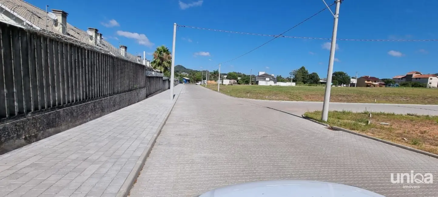 Foto 9 de Terreno / Lote à venda, 379m2 em São José, Santa Maria - RS