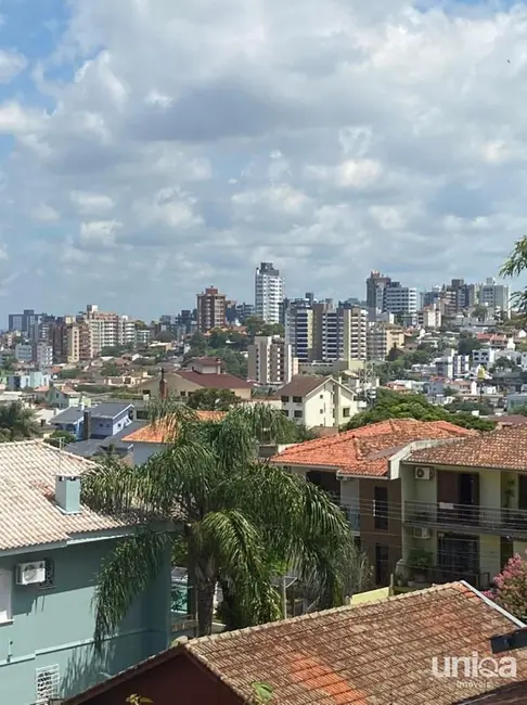 Foto 9 de Apartamento com 3 quartos à venda, 130m2 em Nossa Senhora de Lourdes, Santa Maria - RS