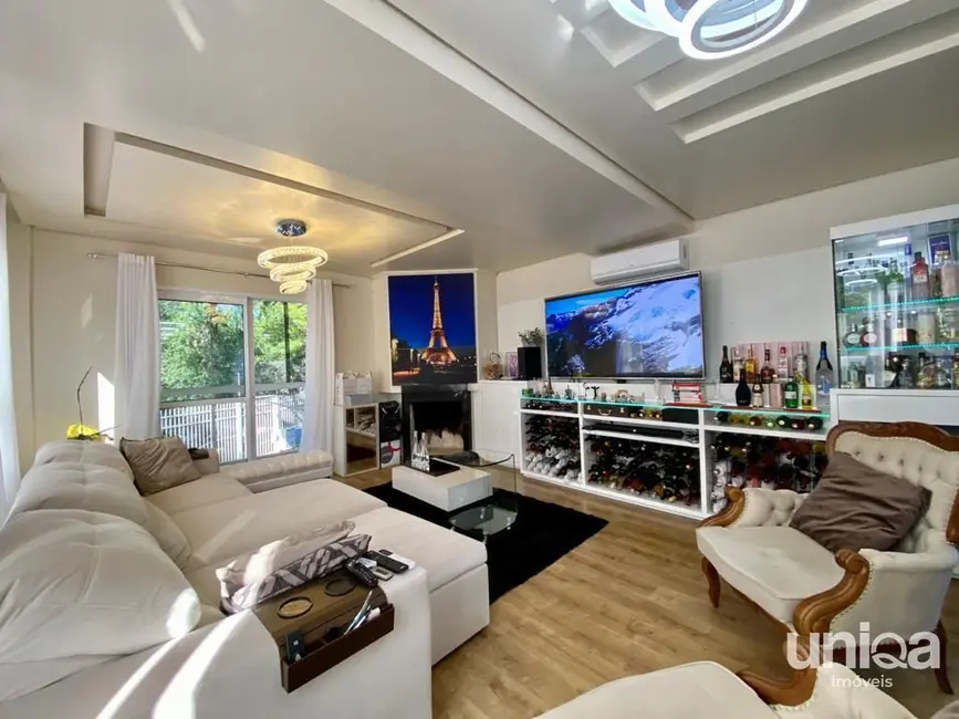 Foto 4 de Apartamento com 3 quartos à venda, 130m2 em Nossa Senhora de Lourdes, Santa Maria - RS