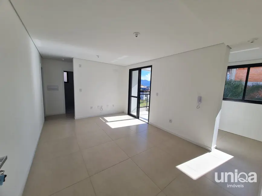 Foto 3 de Apartamento com 2 quartos à venda, 66m2 em Camobi, Santa Maria - RS
