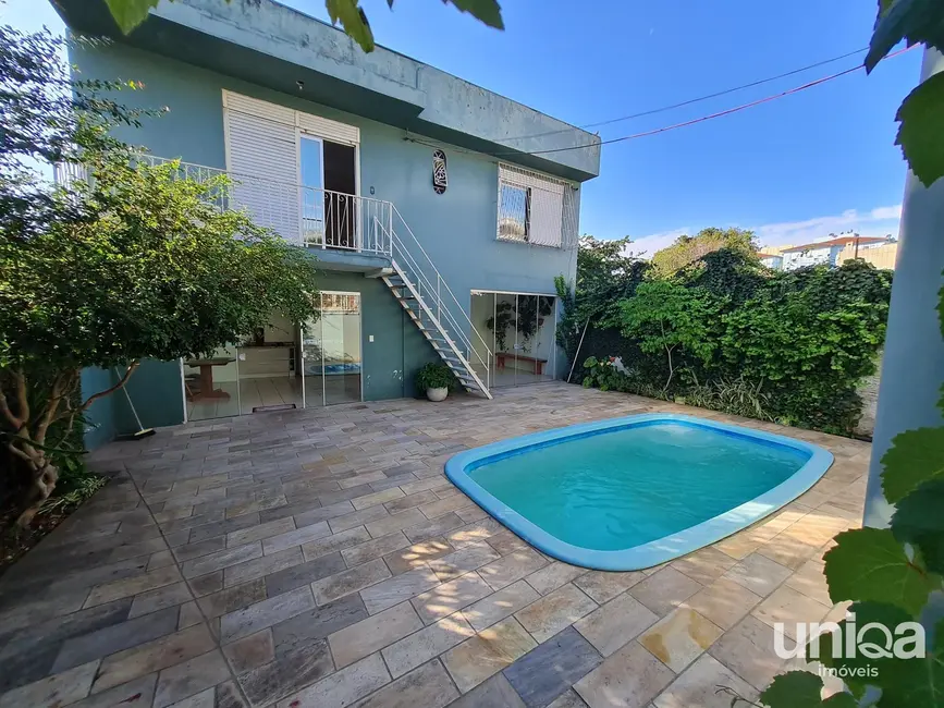 Casa com 4 quartos à venda, 290m2 em Duque de Caxias, Santa Maria - RS - imagem 6 Foto 6 de Casa com 4 quartos à venda, 290m2 em Duque de Caxias, Santa Maria - RS