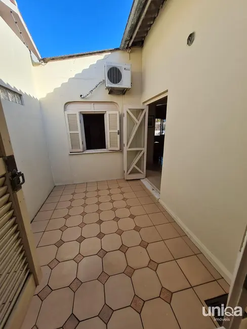 Casa com 4 quartos à venda, 290m2 em Duque de Caxias, Santa Maria - RS - imagem 8 Foto 8 de Casa com 4 quartos à venda, 290m2 em Duque de Caxias, Santa Maria - RS