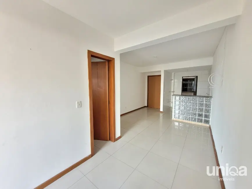 Foto 4 de Kitnet com 1 quarto à venda, 34m2 em Nossa Senhora do Rosário, Santa Maria - RS