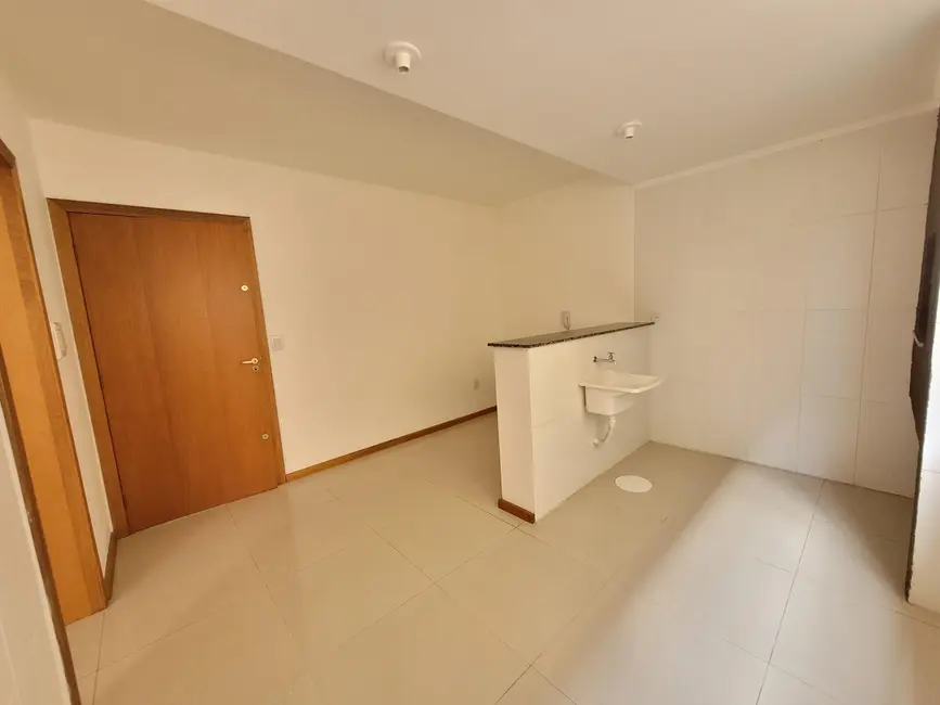 Foto 2 de Apartamento com 1 quarto à venda, 34m2 em Nossa Senhora do Rosário, Santa Maria - RS