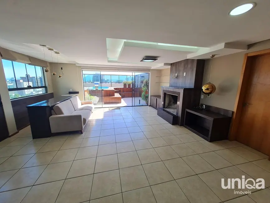 Cobertura com 4 quartos à venda, 245m2 em Nossa Senhora de Fátima, Santa Maria - RS - imagem 6 Foto 6 de Cobertura com 4 quartos à venda, 245m2 em Nossa Senhora de Fátima, Santa Maria - RS