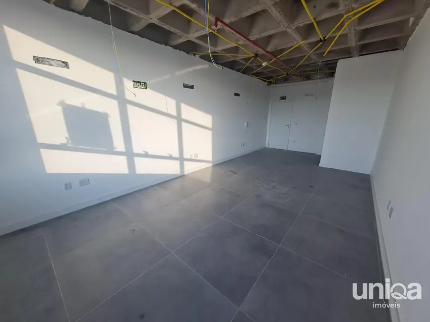 Foto 5 de Sala Comercial com 1 quarto à venda, 38m2 em Centro, Santa Maria - RS