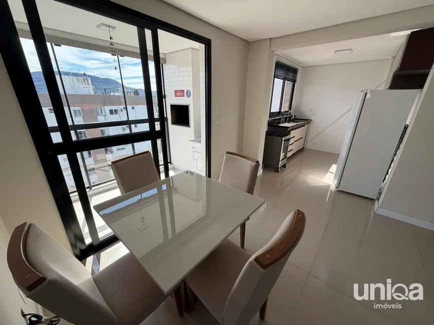 Apartamento com 2 quartos para alugar, 75m2 em Camobi, Santa Maria - RS - imagem 3 Foto 3 de Apartamento com 2 quartos para alugar, 75m2 em Camobi, Santa Maria - RS
